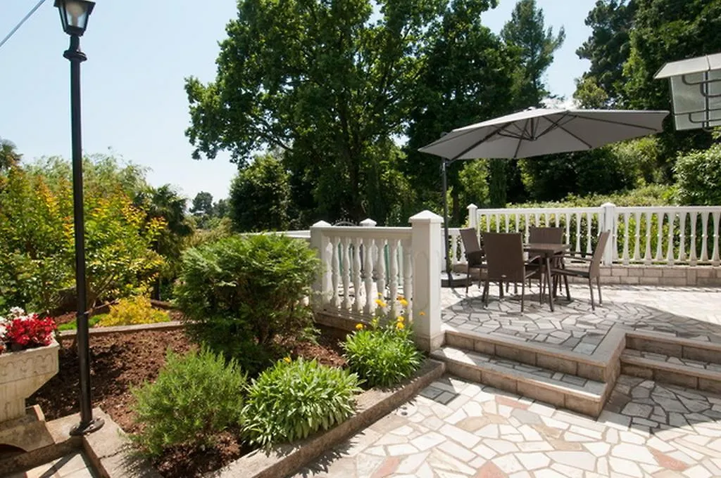 Apartments Villa Salona Horvátország