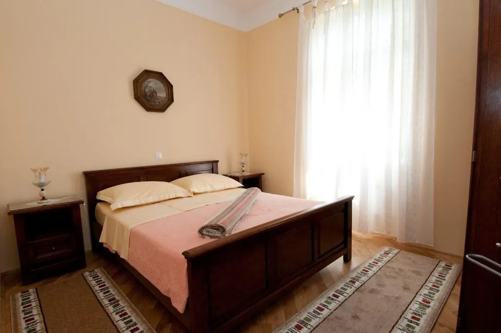 Apartments Villa Salona 0*, Abbázia Horvátország