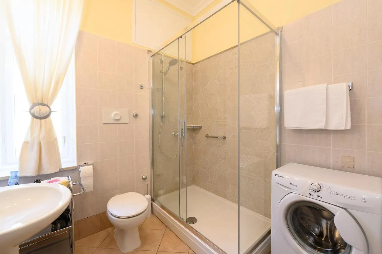 Apartments Villa Salona