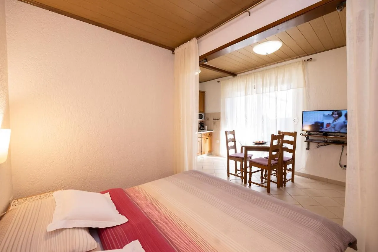Apartments Villa Salona