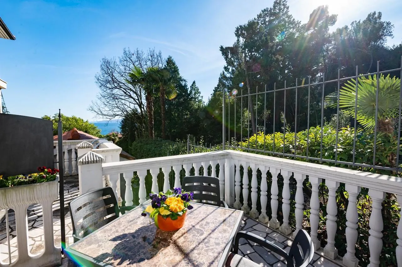 Apartments Villa Salona Opatija 0*,  Kroatien